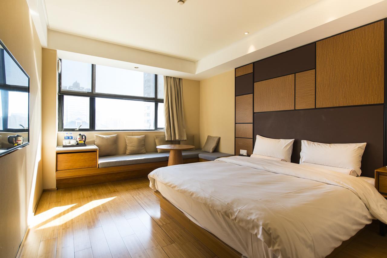 Ji Hotel Shanghai Hongqiao Transport Hub Linkong Zone Bagian luar foto